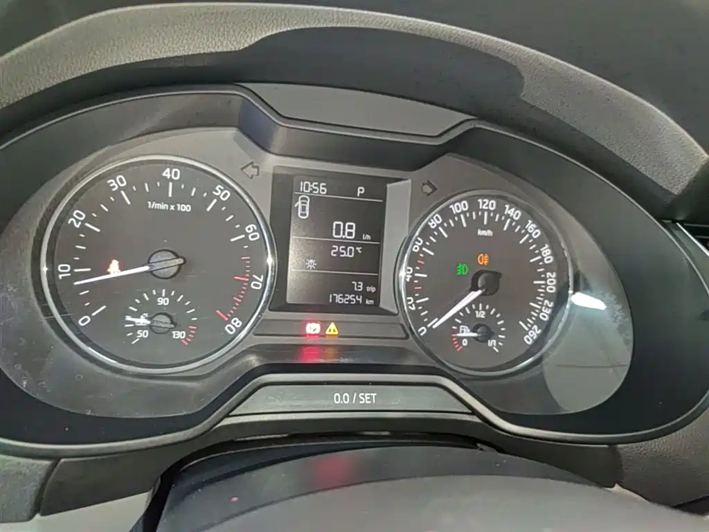 Skoda Octavia 2014 — фото 12