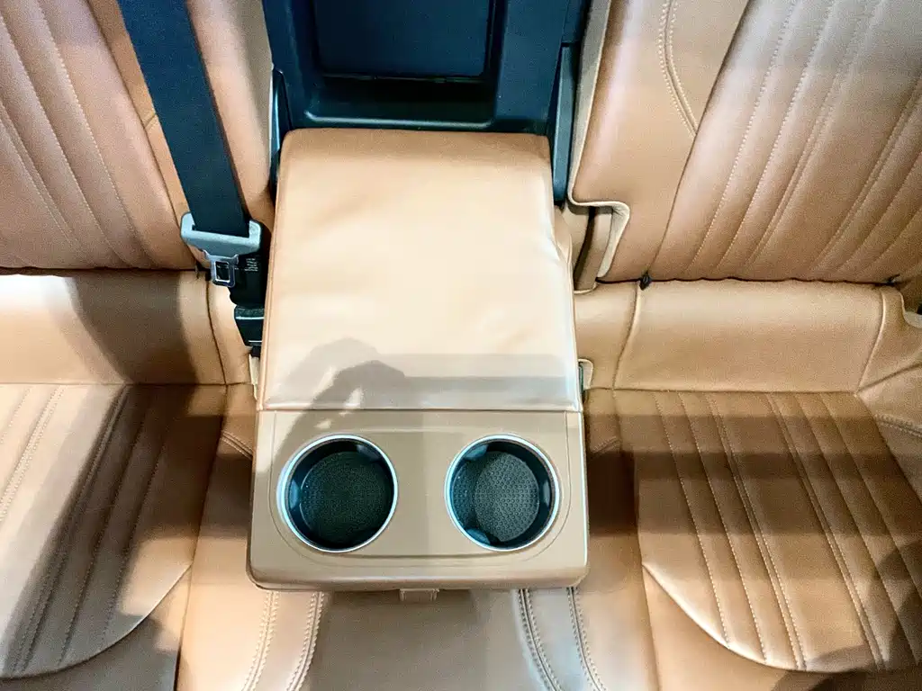 Maserati Levante 2017 — фото 23