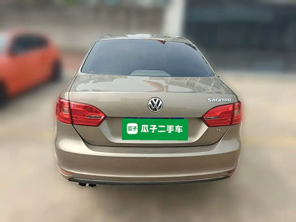 Volkswagen Sagitar 2015 — фото 10