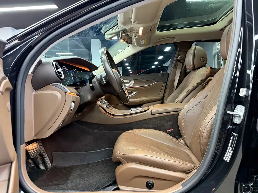 Mercedes-Benz E-Class 2020 — фото 4