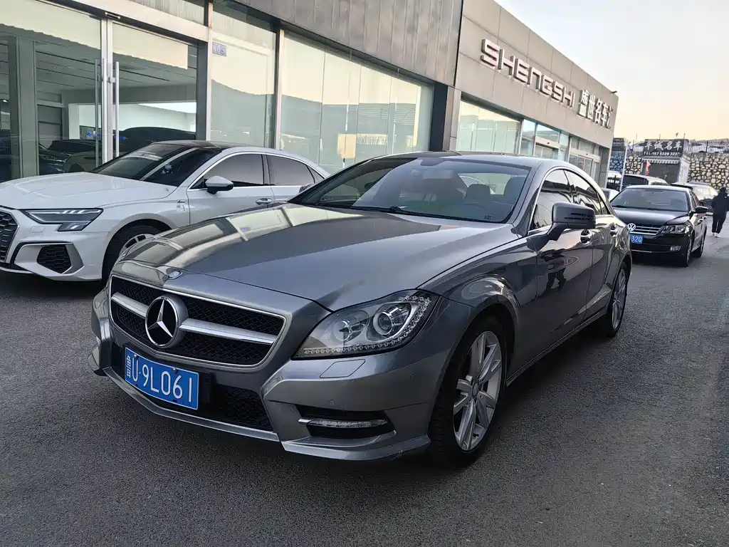 Mercedes-Benz CLS 2015 — фото 1