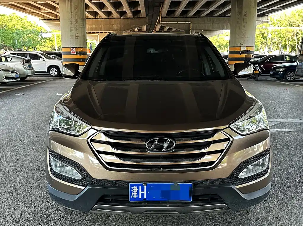 Hyundai Santa Fe 2013 — фото 2