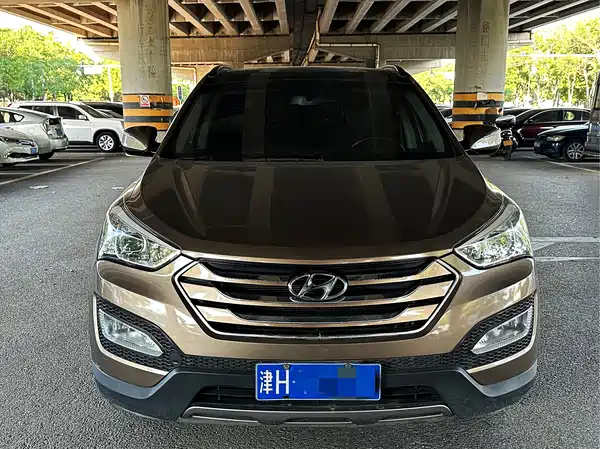 Hyundai Santa Fe 2013