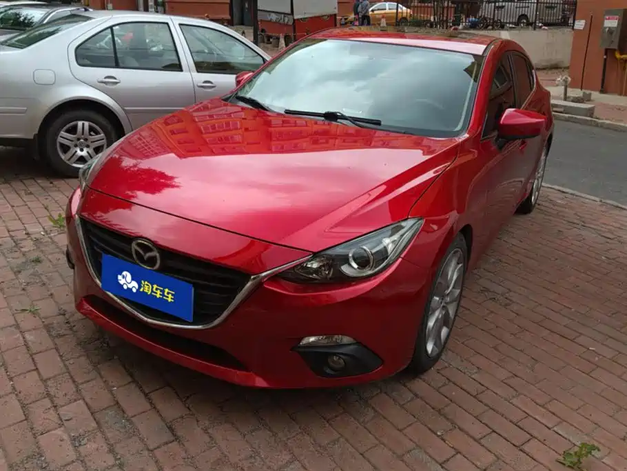Mazda 3 Axela 2015 — фото 1