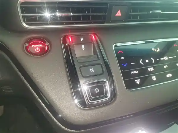 Honda Elysion 2024