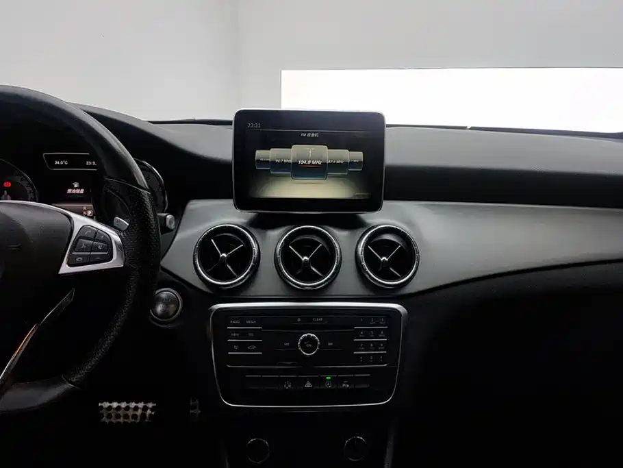 Mercedes-Benz CLA 2015 — фото 13