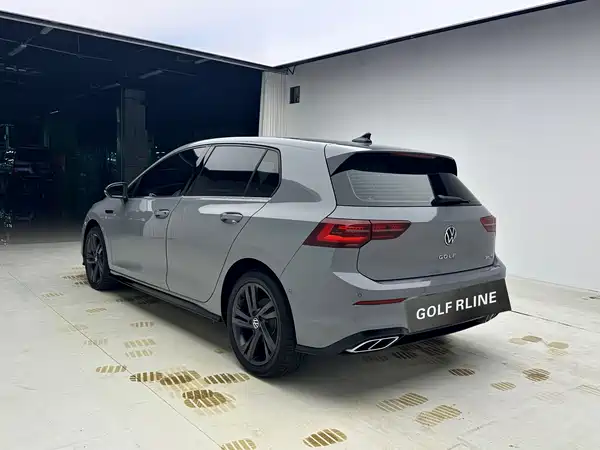 Volkswagen Golf 2023