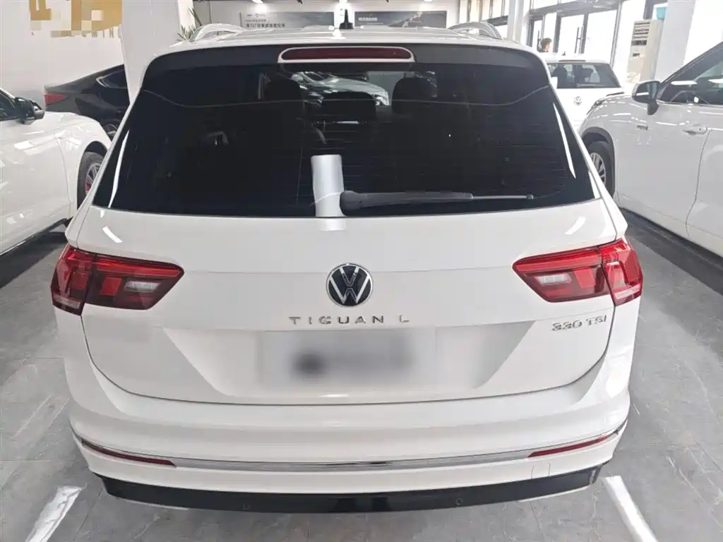 Volkswagen Tiguan L 2021 — фото 6