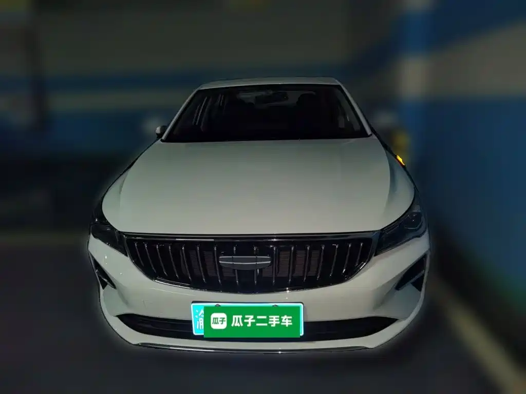 Geely Emgrand 2025 — фото 2