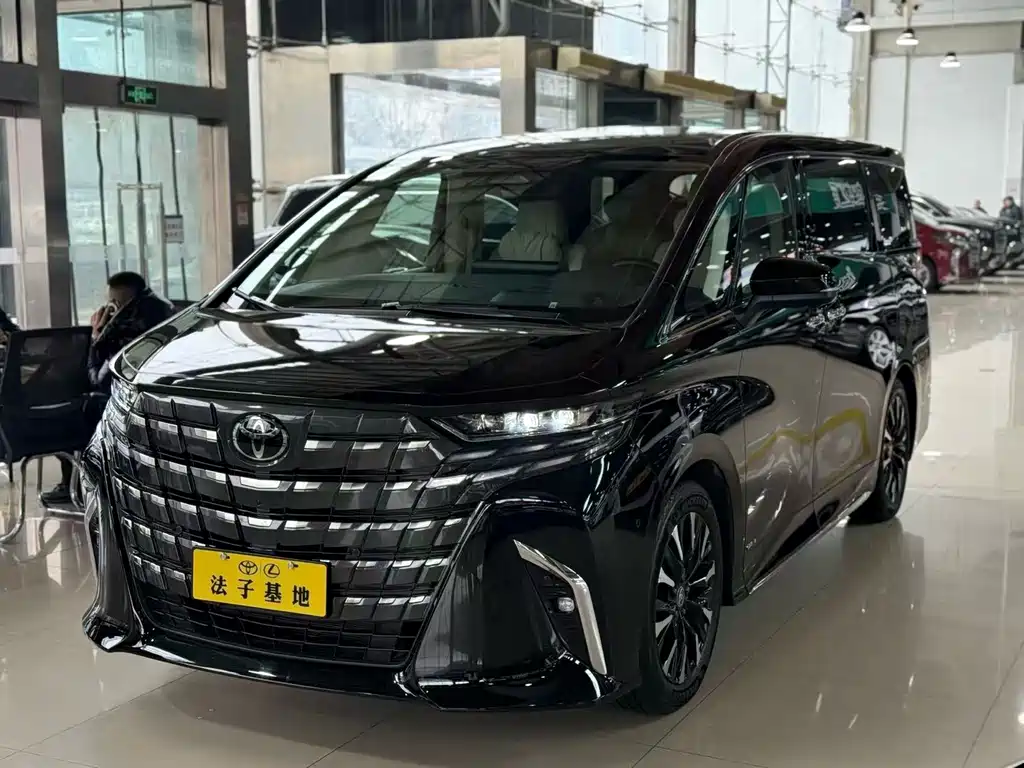 Toyota Alphard 2025 — фото 4