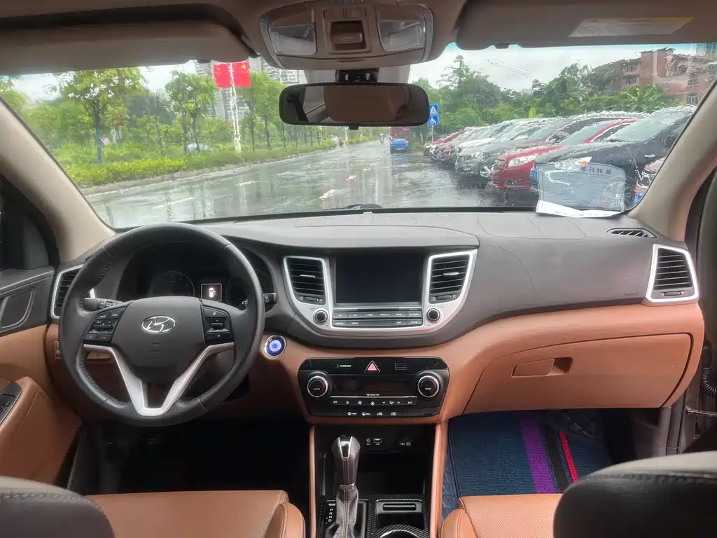 Hyundai Tucson 2016 — фото 10