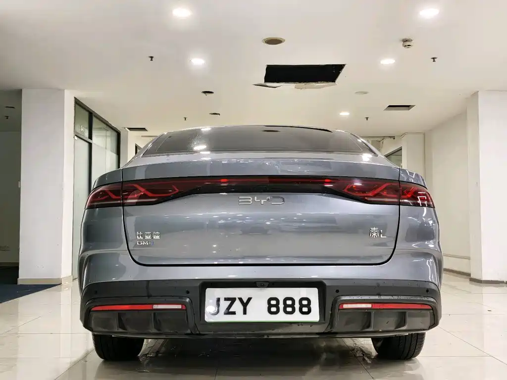 BYD Qin L 2025 — фото 8