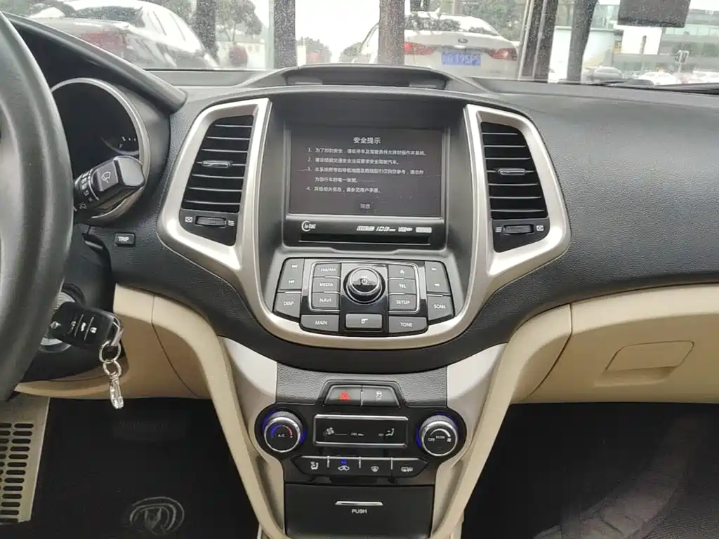 Changan Eado 2016 — фото 13