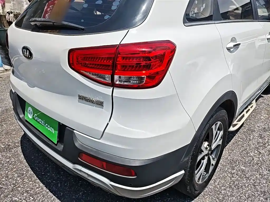 Kia KX3 2019 — фото 8