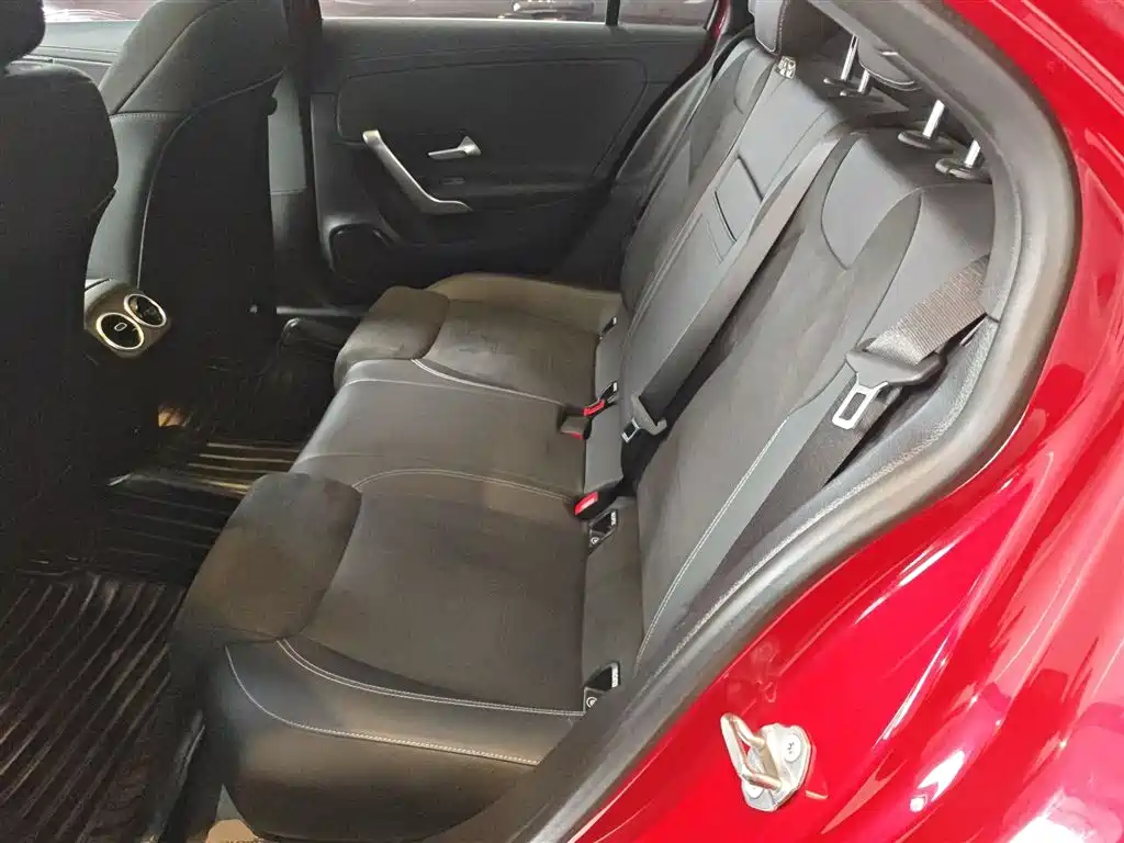 Mercedes-Benz A-Class 2020 — фото 25