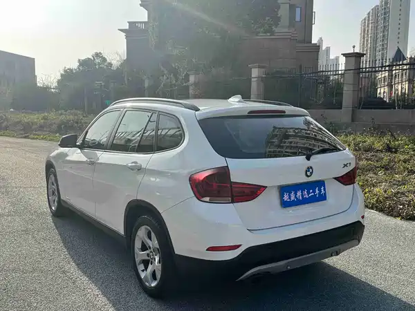 BMW X1 2012