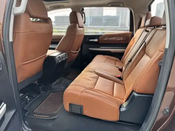 Toyota Tundra 2014