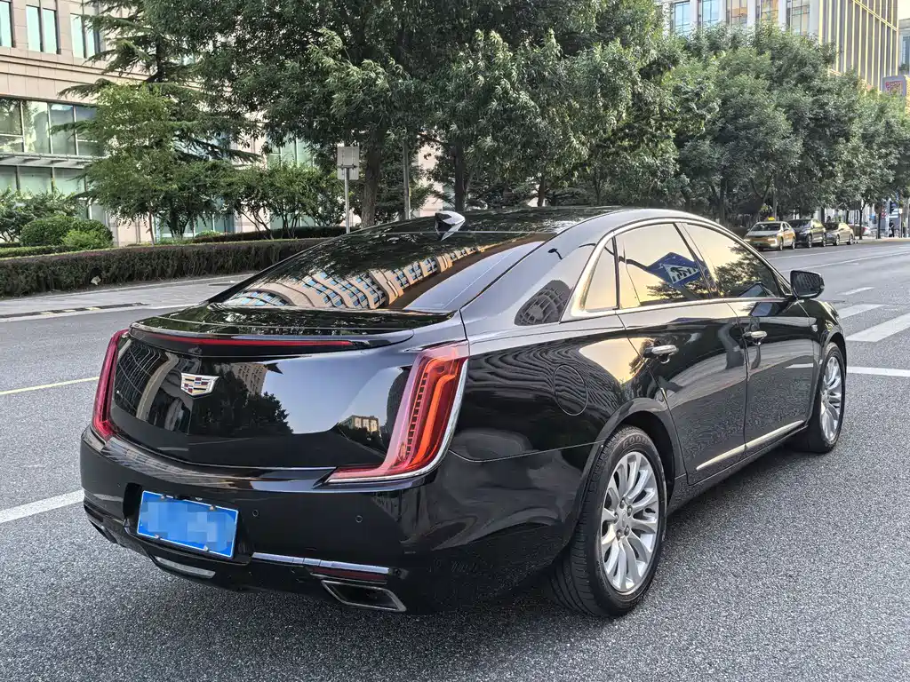 Cadillac XTS 2019 — фото 4