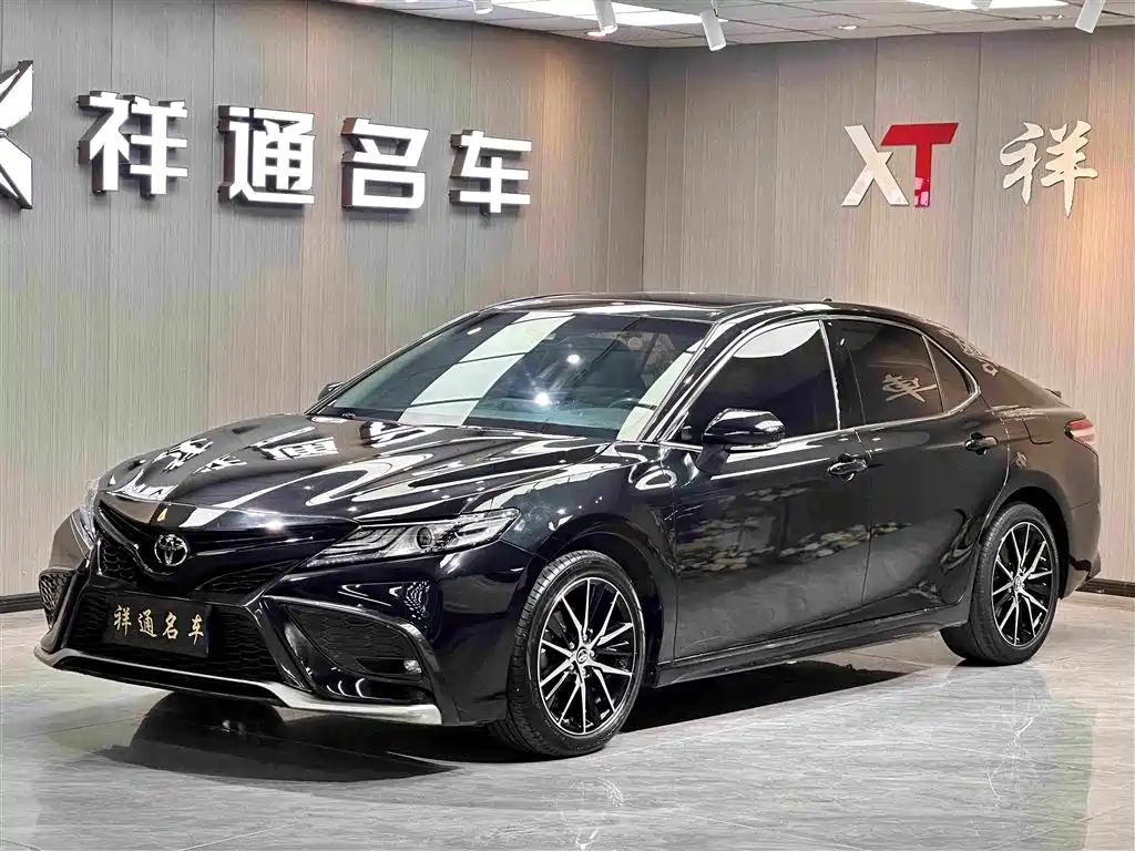 Toyota Camry 2022