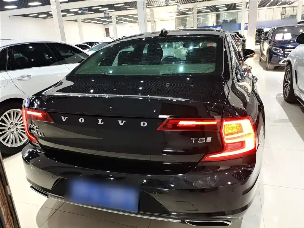 Volvo S90 2020 — фото 22