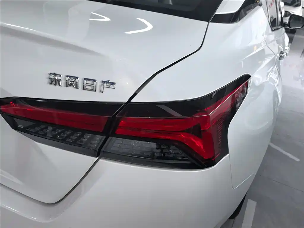 Nissan Teana 2023 — фото 23