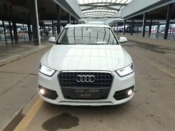 Audi Q3 2016
