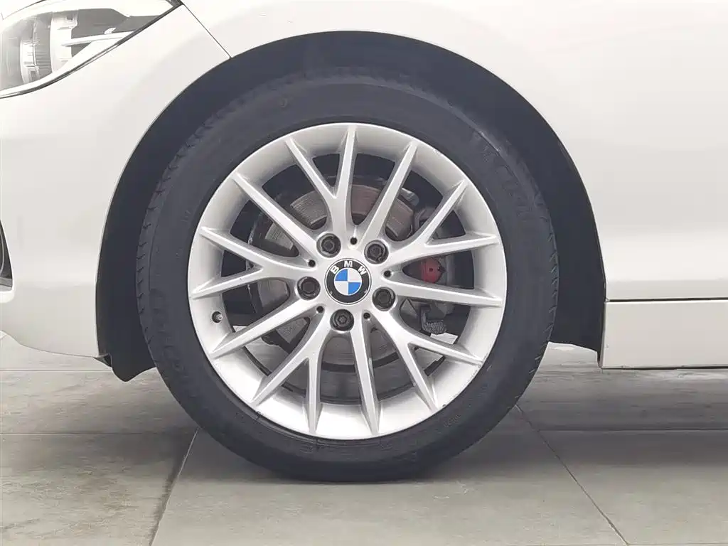 BMW 1 Series 2016 — фото 17