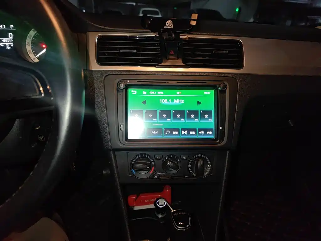 Skoda Rapid Spaceback 2018 — фото 6