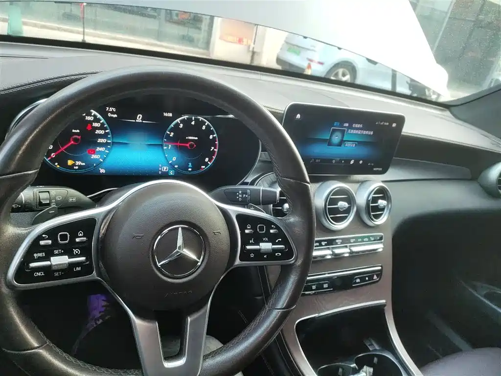 Mercedes-Benz GLC 2020 — фото 10