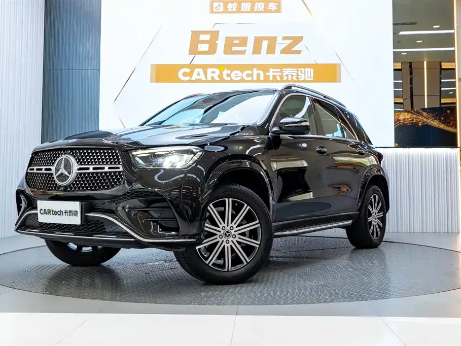 Mercedes-Benz GLE 2025 — фото 1