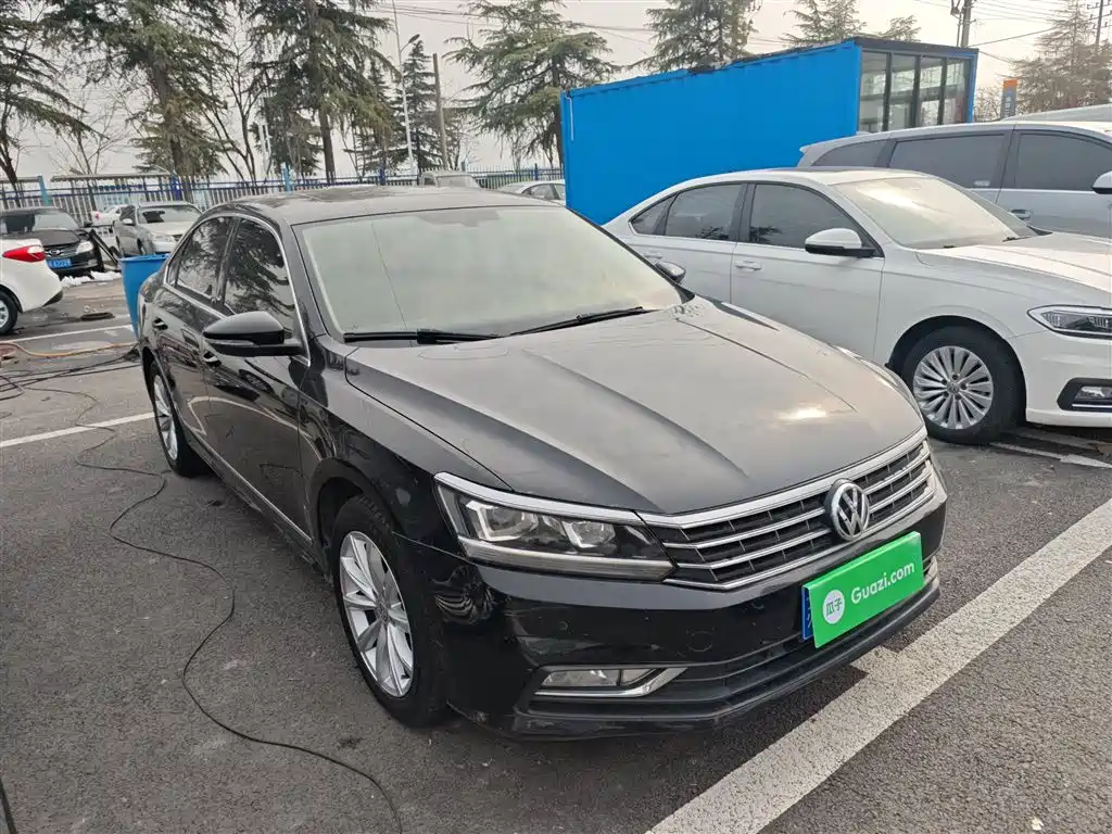 Volkswagen Passat 2018 — фото 20