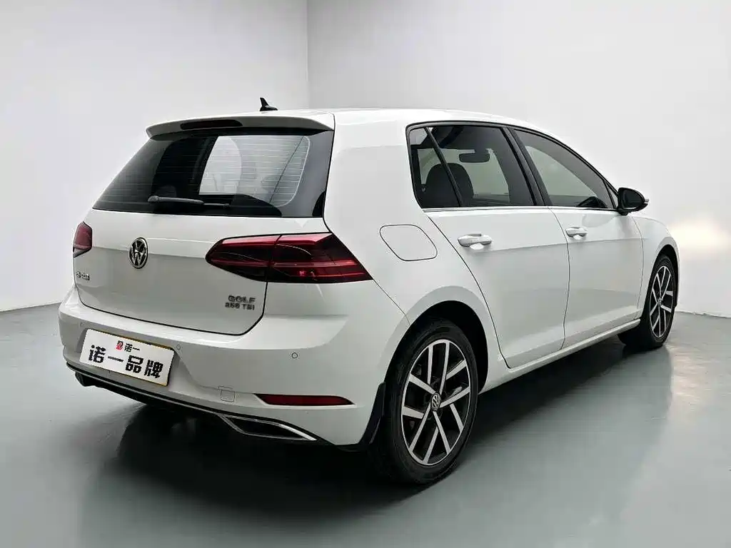 Volkswagen Golf 2020 — фото 4