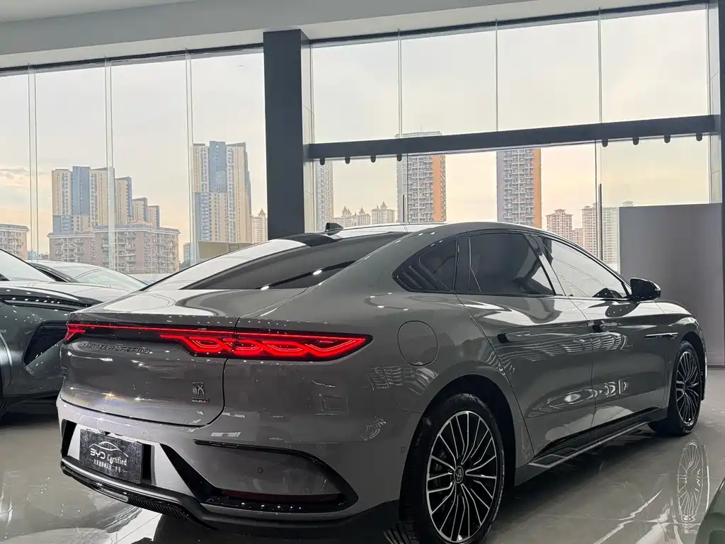 BYD Han 2025