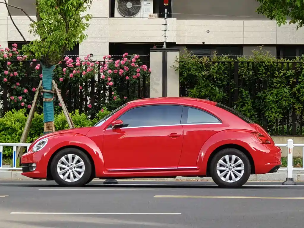 Volkswagen Beetle 2013 — фото 12