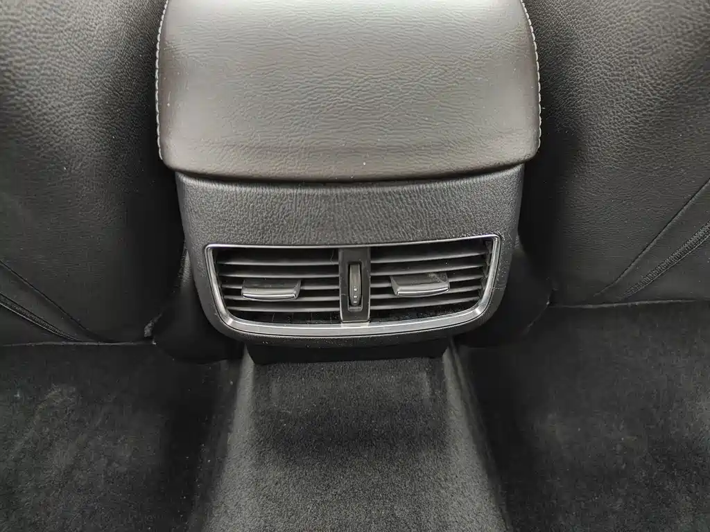 Mazda Atenza 2017 — фото 13