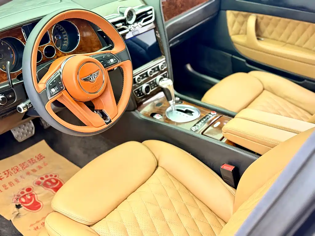 Bentley Flying Spur 2010 — фото 14