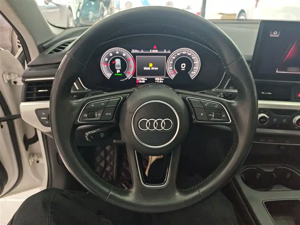 Audi A4L 2020 — фото 11