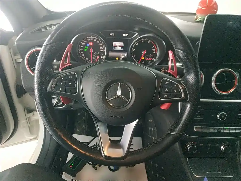 Mercedes-Benz CLA 2017 — фото 11