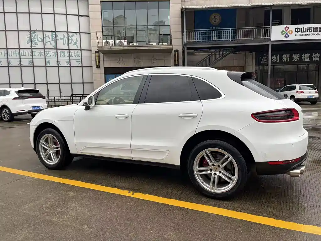 Porsche Macan 2015 — фото 6