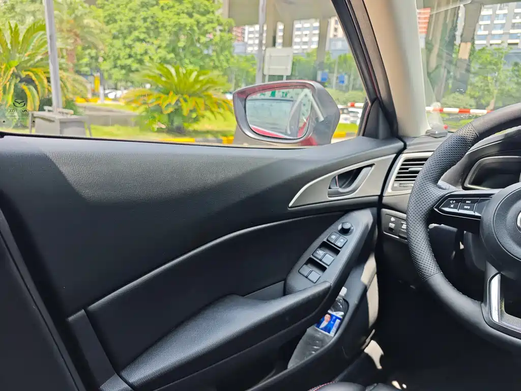 Mazda 3 Angkesela 2018 — фото 13