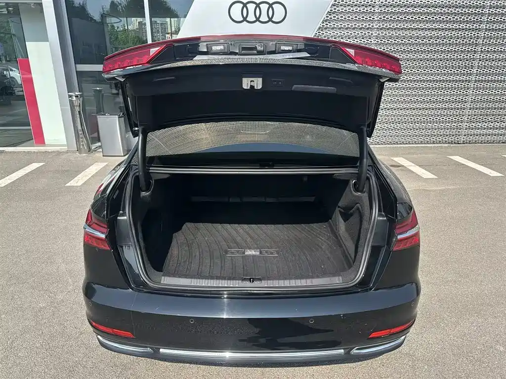 Audi A6L 2021 — фото 13
