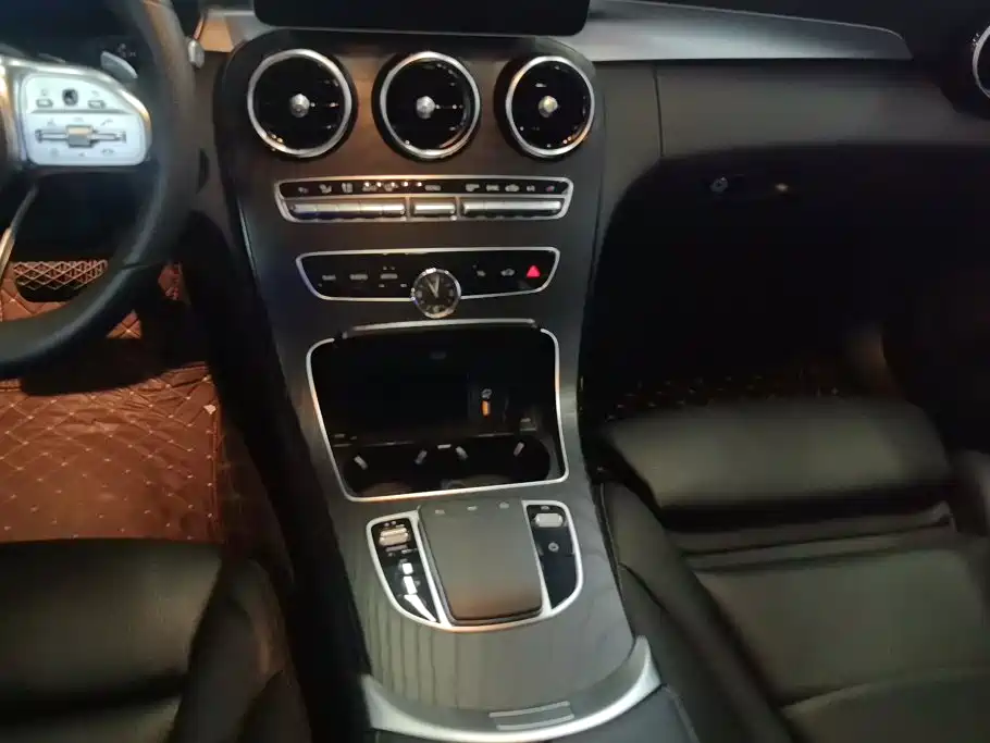 Mercedes-Benz C-Class 2020 — фото 16