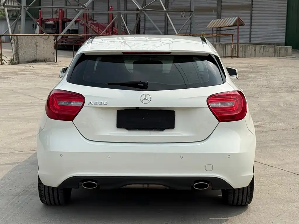 Mercedes-Benz A-Class 2015 — фото 5
