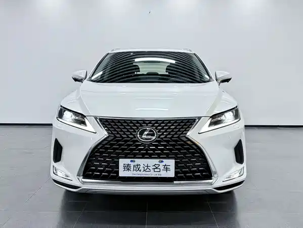 Lexus RX 2021