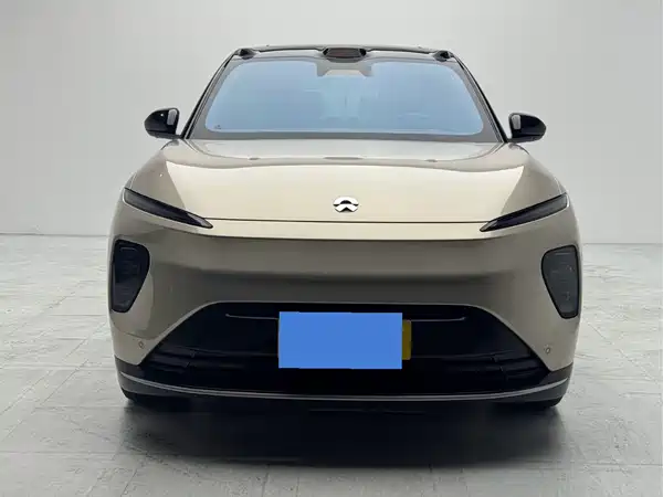 NIO ES8 2023