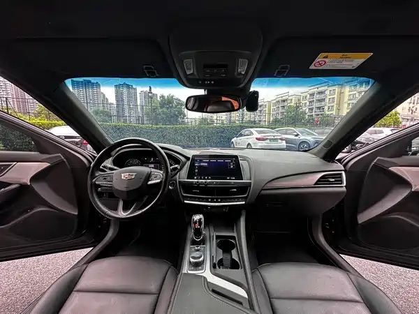 Cadillac CT5 2021