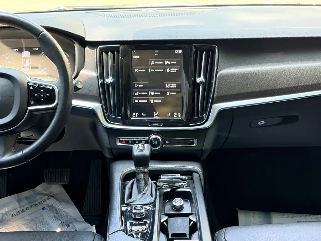 Volvo V90 2020 — фото 14