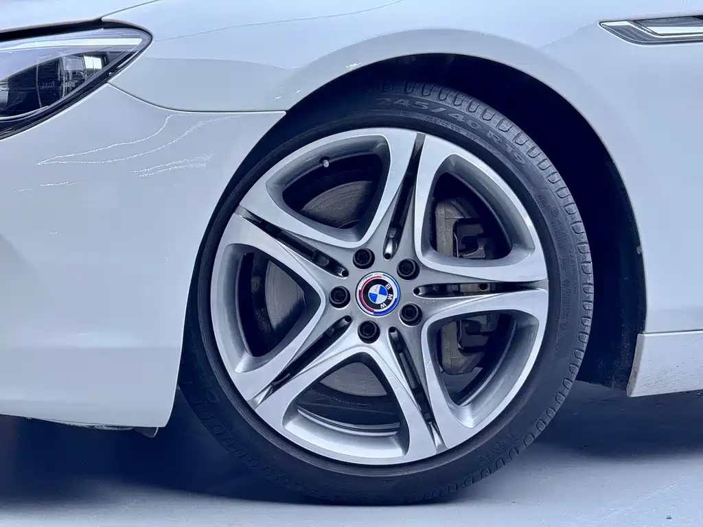 BMW 6 Series 2016 — фото 2