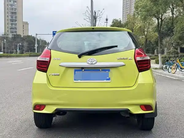 Toyota Yaris L 2017