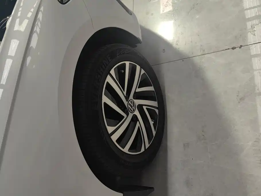 Volkswagen Lavida 2024